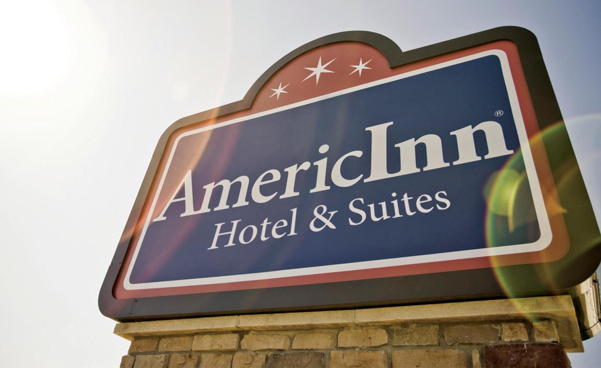 Americinn By Wyndham Уинона Экстерьер фото